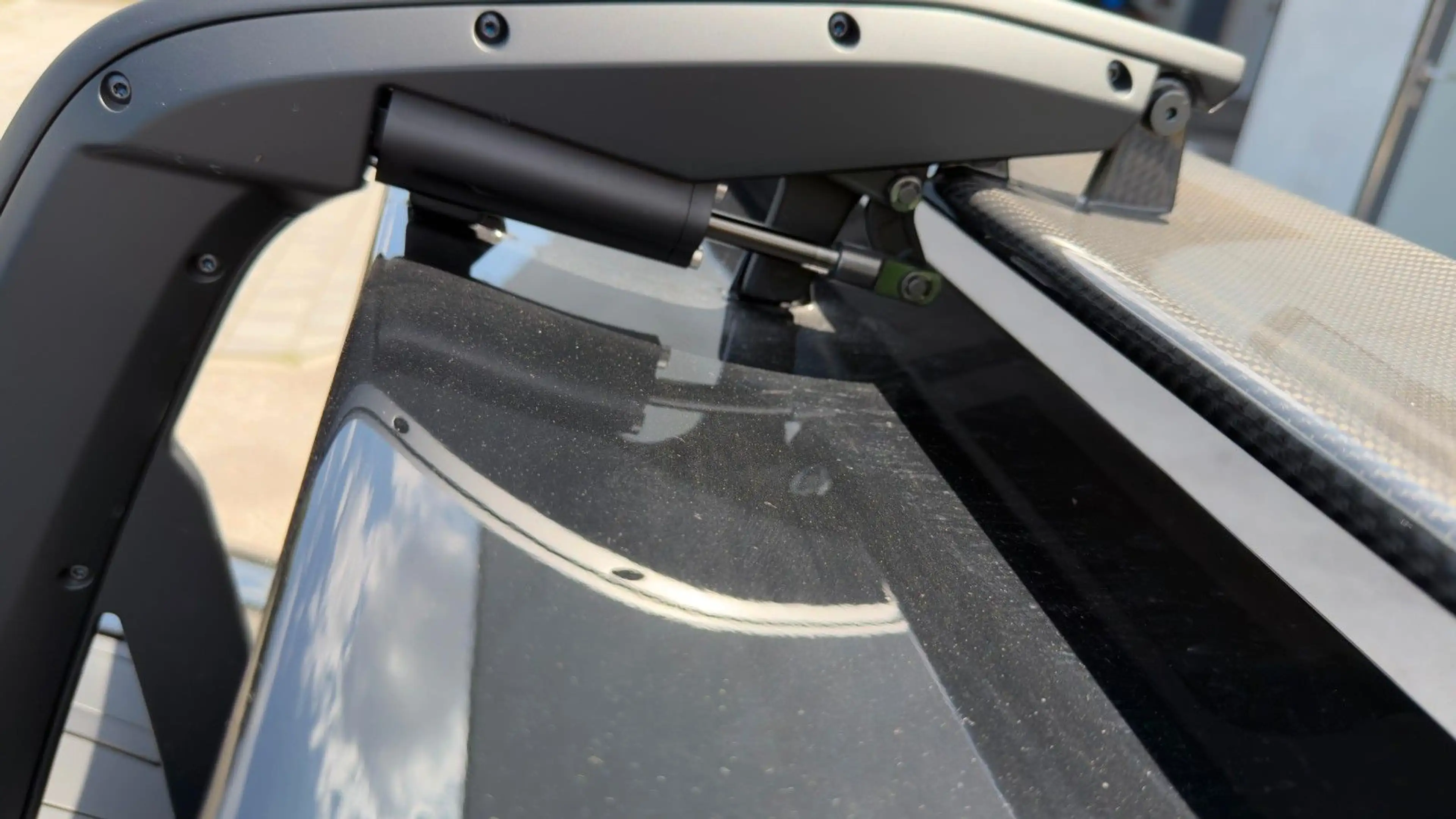 Porsche 992 911 GT3 RS Weissach Carbon Magnesium Lift PCCB — photo 14