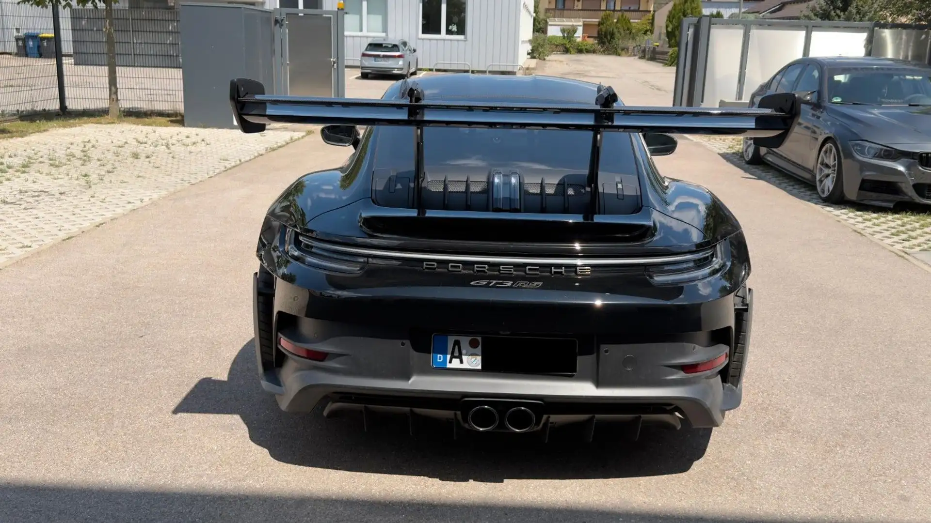 포르쉐 911 GT3 RS 2025 검정 사진 3