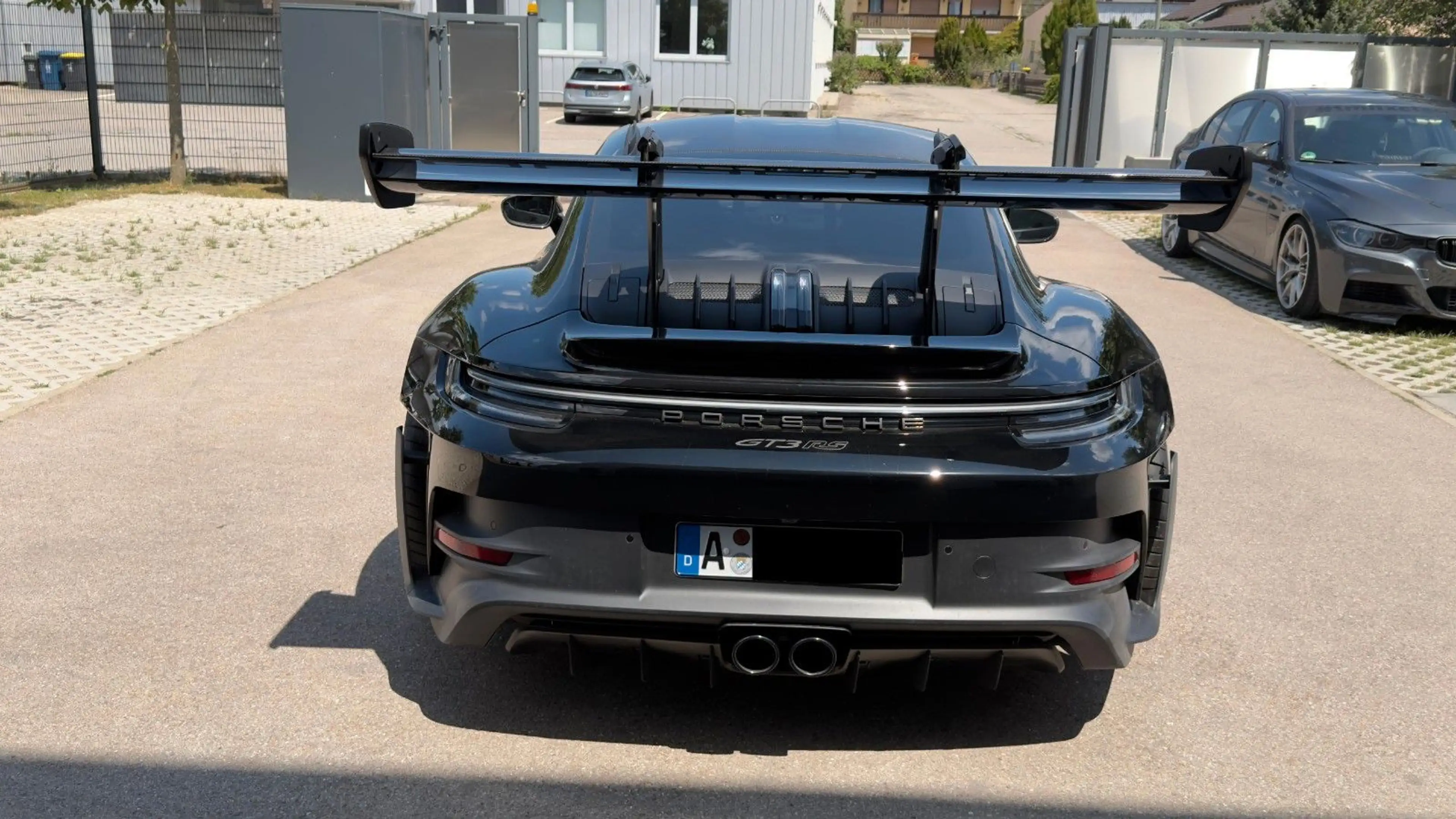 Porsche 992 911 GT3 RS Weissach Carbon Magnesium Lift PCCB — photo 3