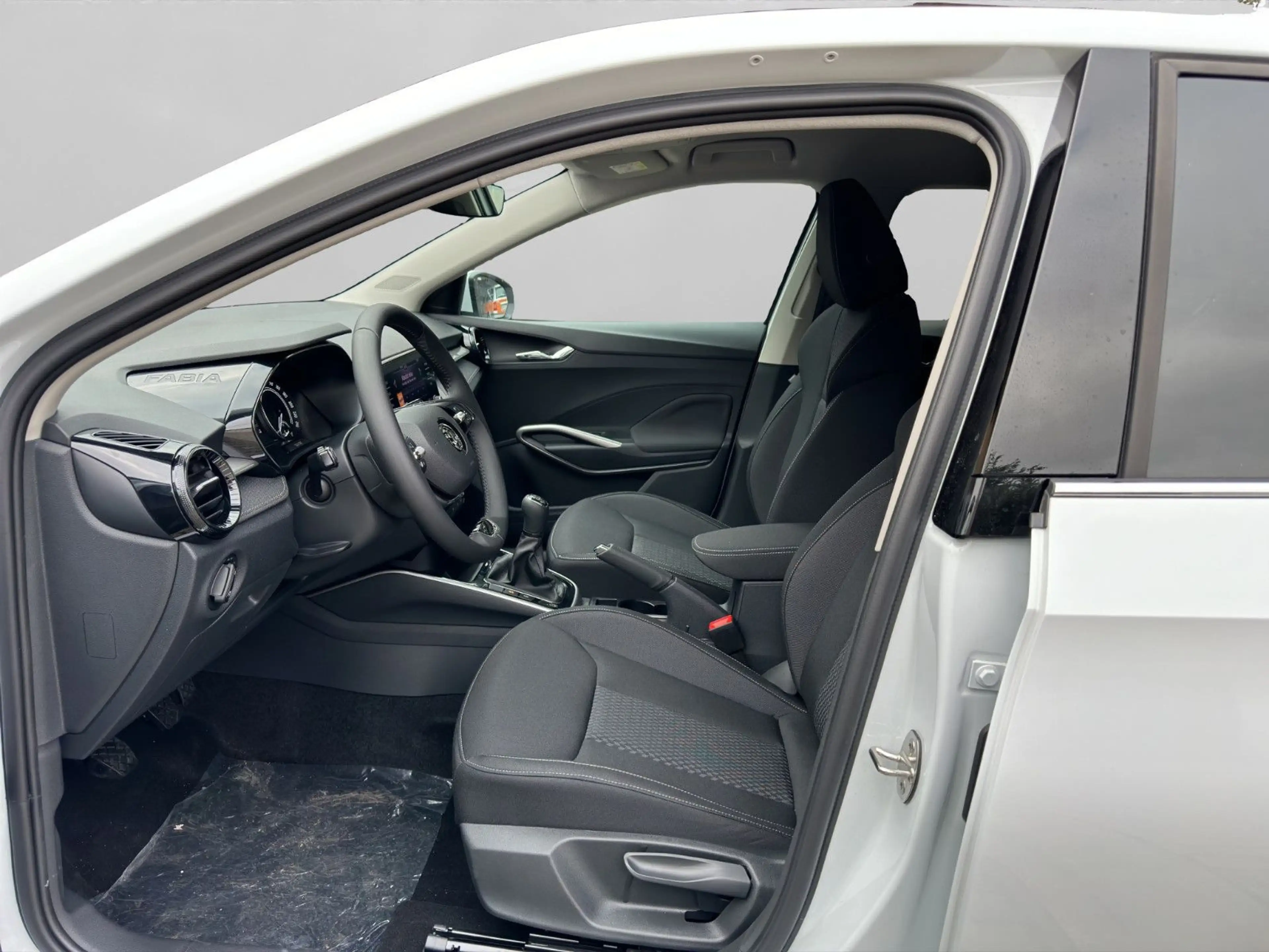 Skoda Fabia FABIA SELECTION 1.0 TSI/LM-FELGEN/5-JAH-GARANTIE — photo 9
