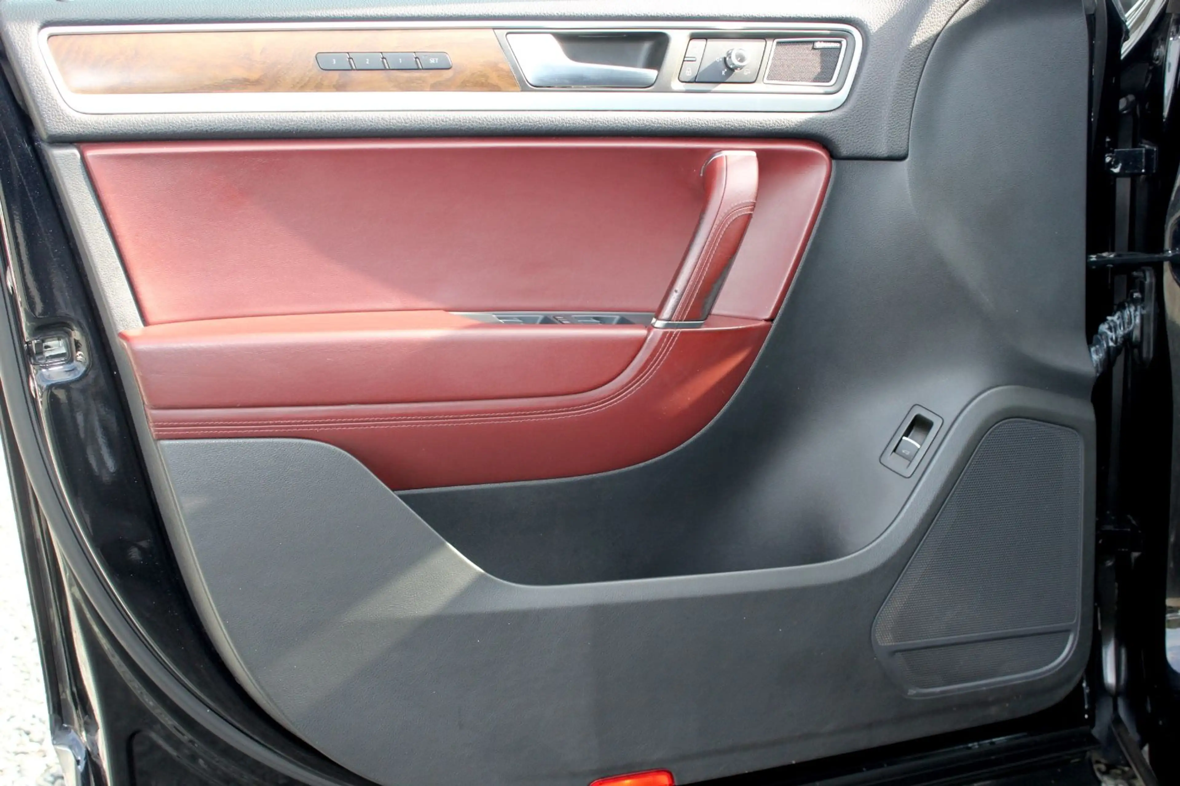 Volkswagen Touareg V8 TDI 4M Exclusive R-LINE S-KLIMA PANO — photo 10