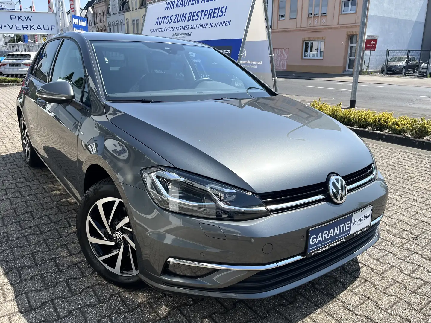 Volkswagen Golf VII 1.6 TDI Join *LED*ACC*Navi*Kamera* Grau - 2
