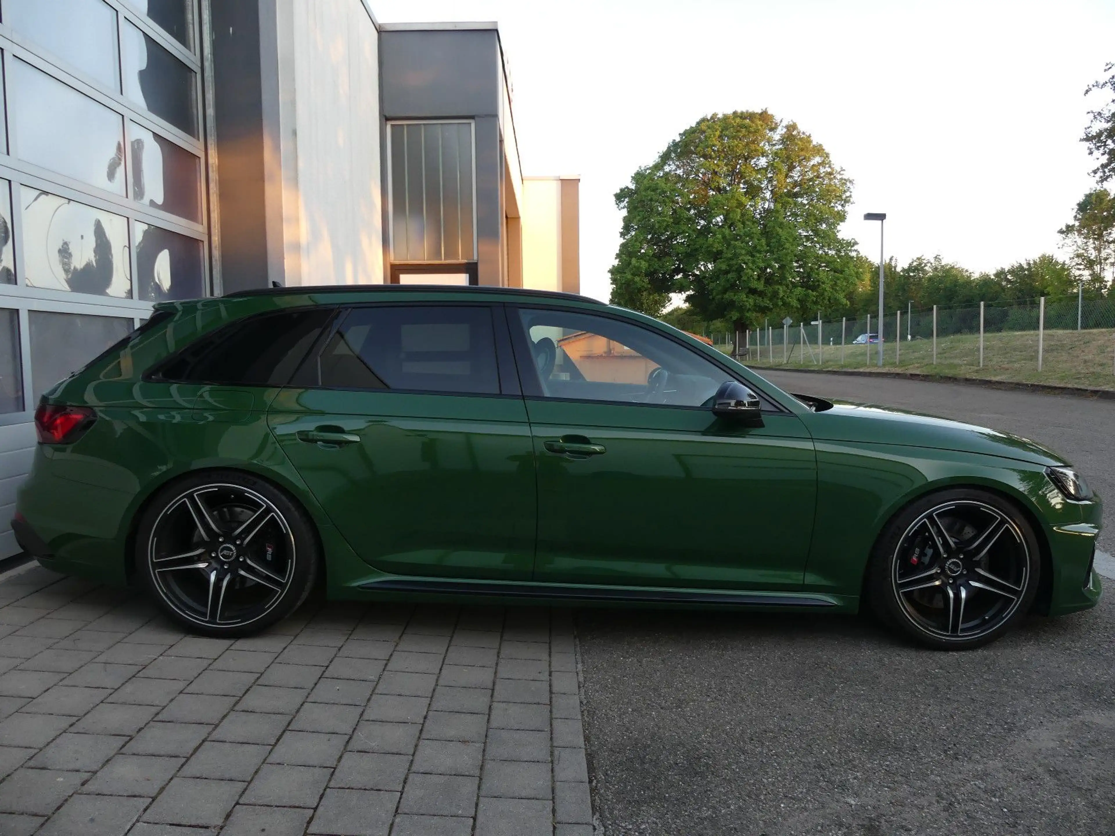 Audi RS4 Avant RS Sitze+AGA/Matrix/Carbon/20°ABT/B&O — photo 8