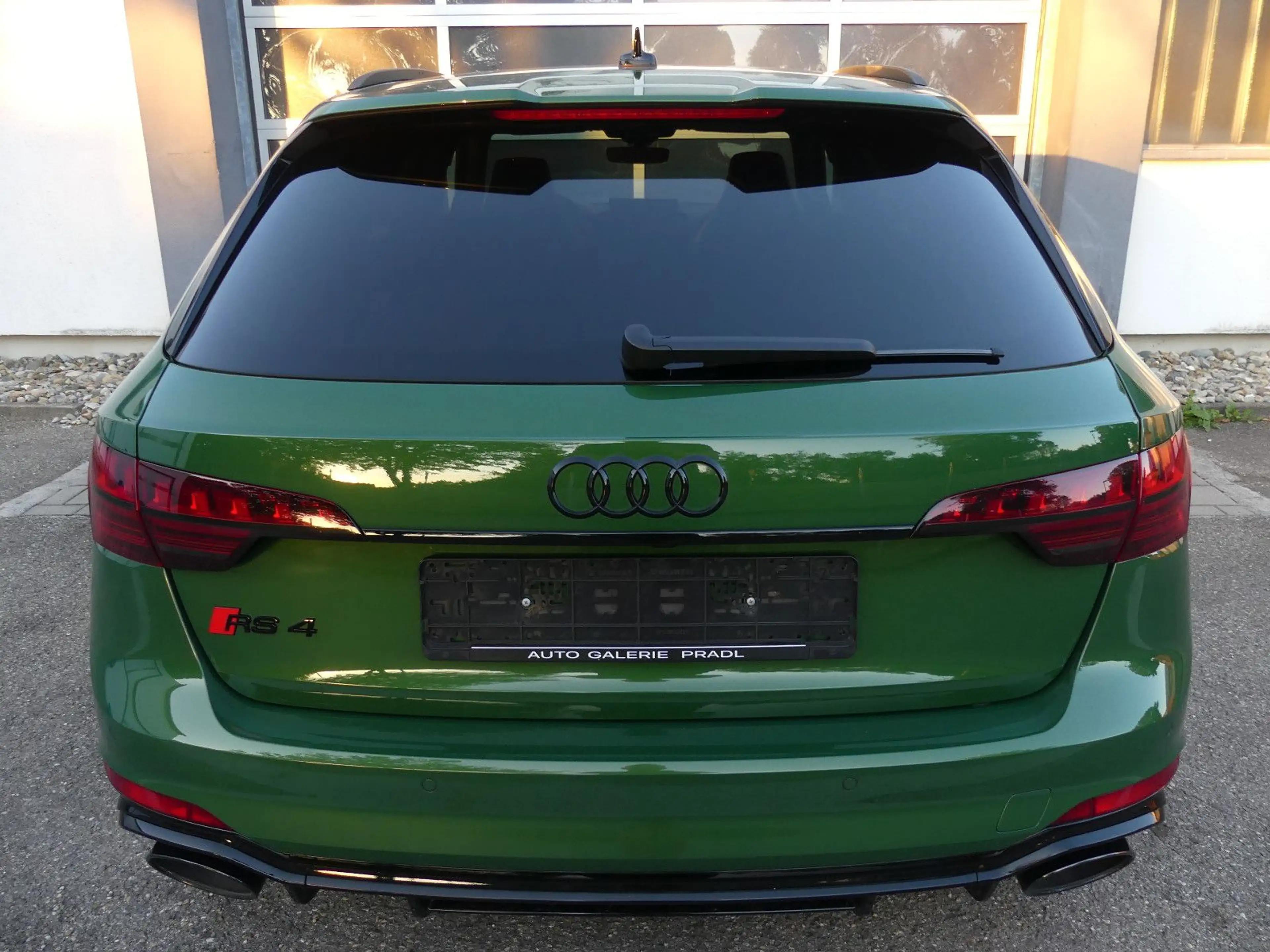 Audi RS4 Avant RS Sitze+AGA/Matrix/Carbon/20°ABT/B&O — photo 6