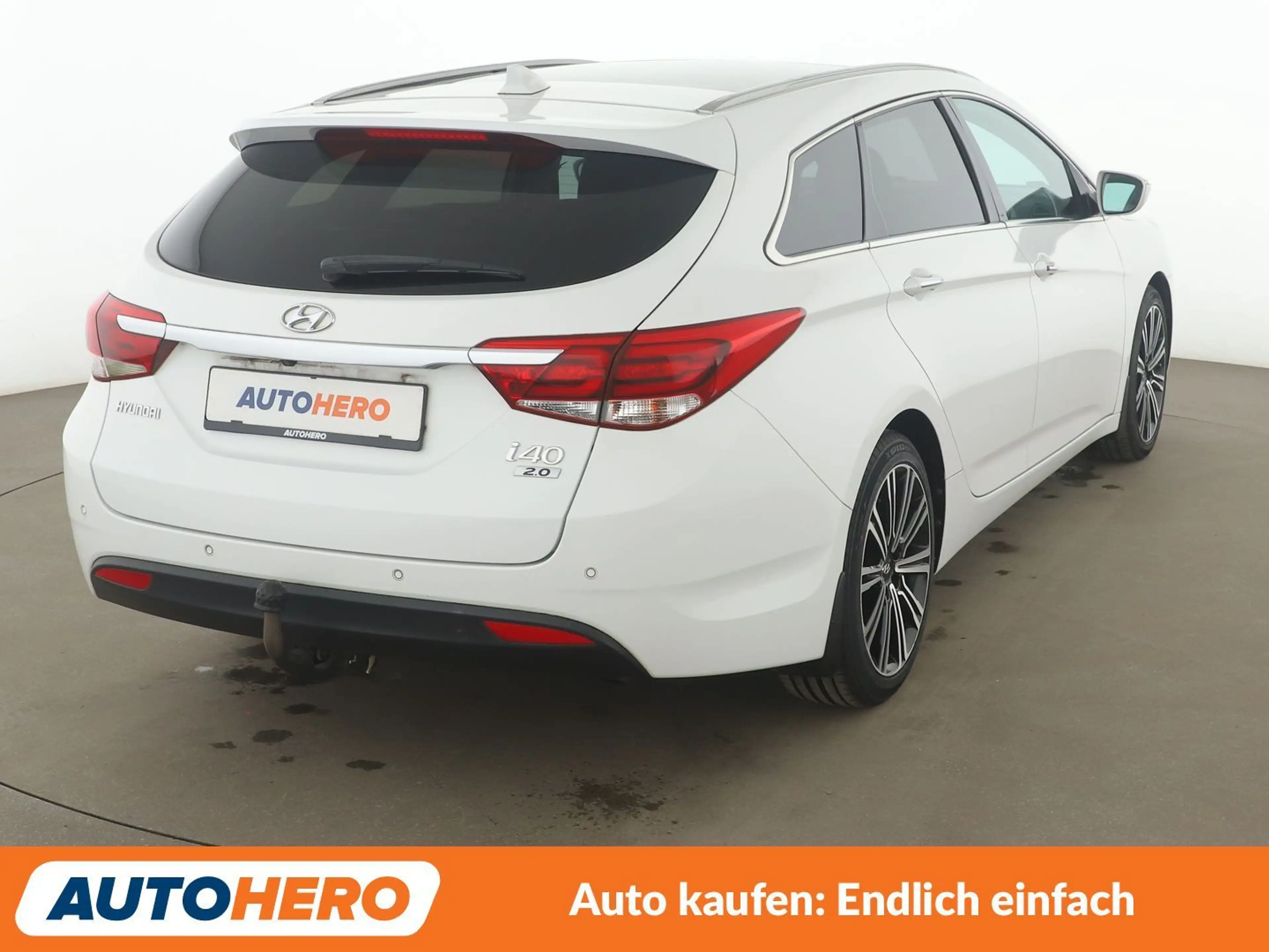 Hyundai i40 2.0 GDI Premium Aut*NAVI*XENON*TEMPO*CAM*PDC*AHK* — photo 6
