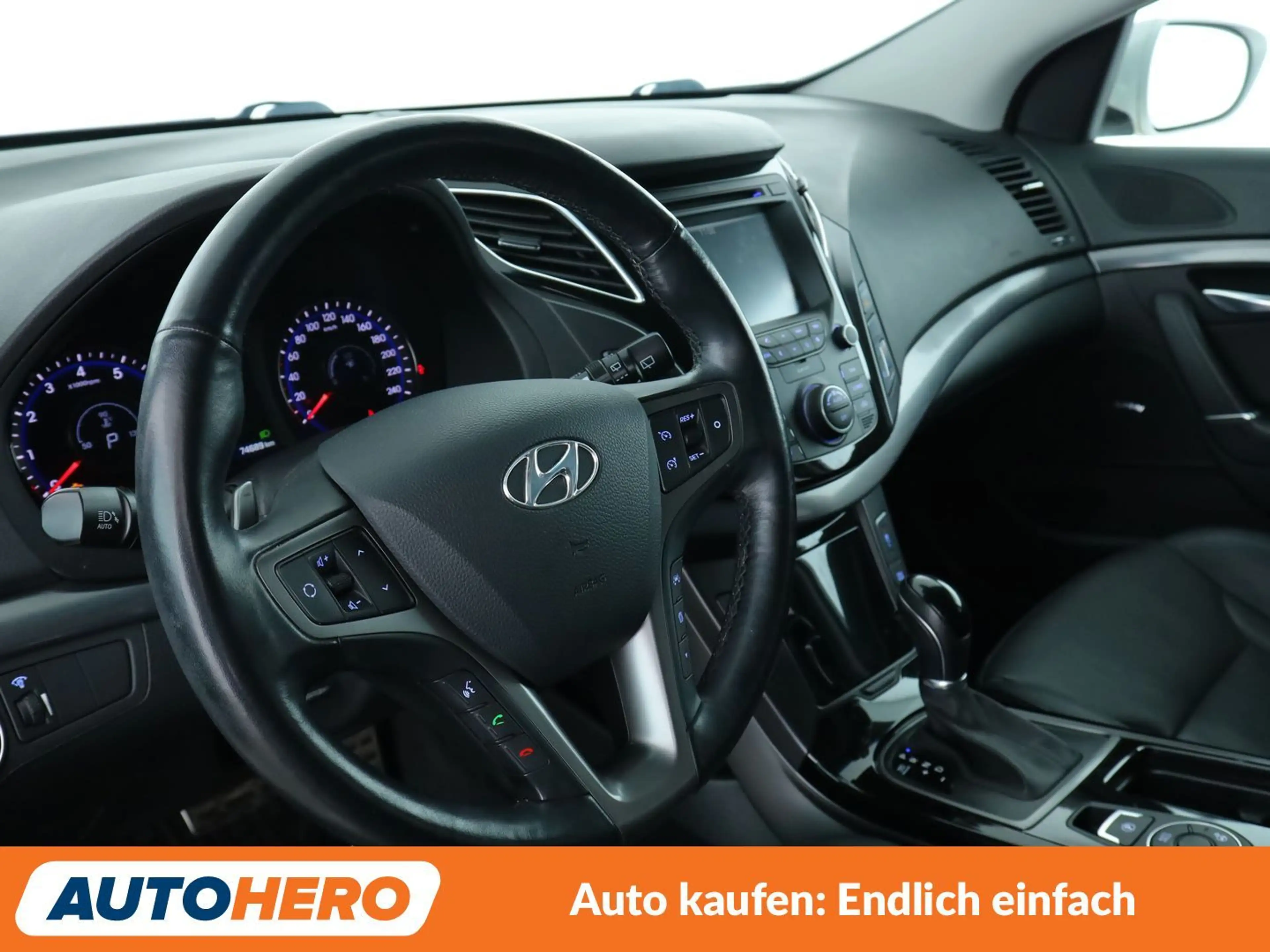 Hyundai i40 2.0 GDI Premium Aut*NAVI*XENON*TEMPO*CAM*PDC*AHK* — photo 11