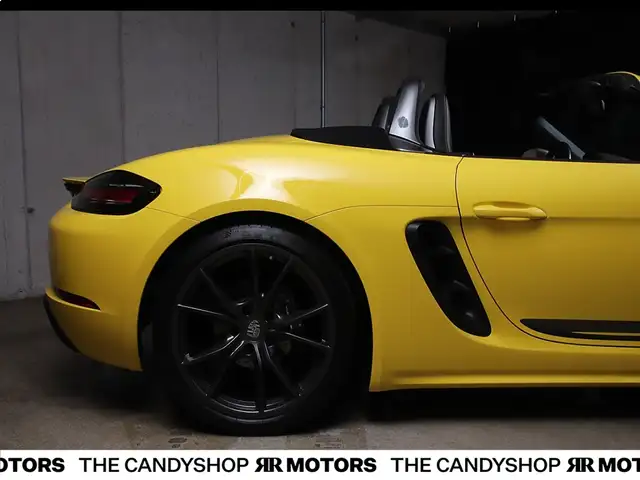 Porsche Boxster 718 Boxster T  *Ö_Auto*Racinggelb*BOSE* Ansicht 14