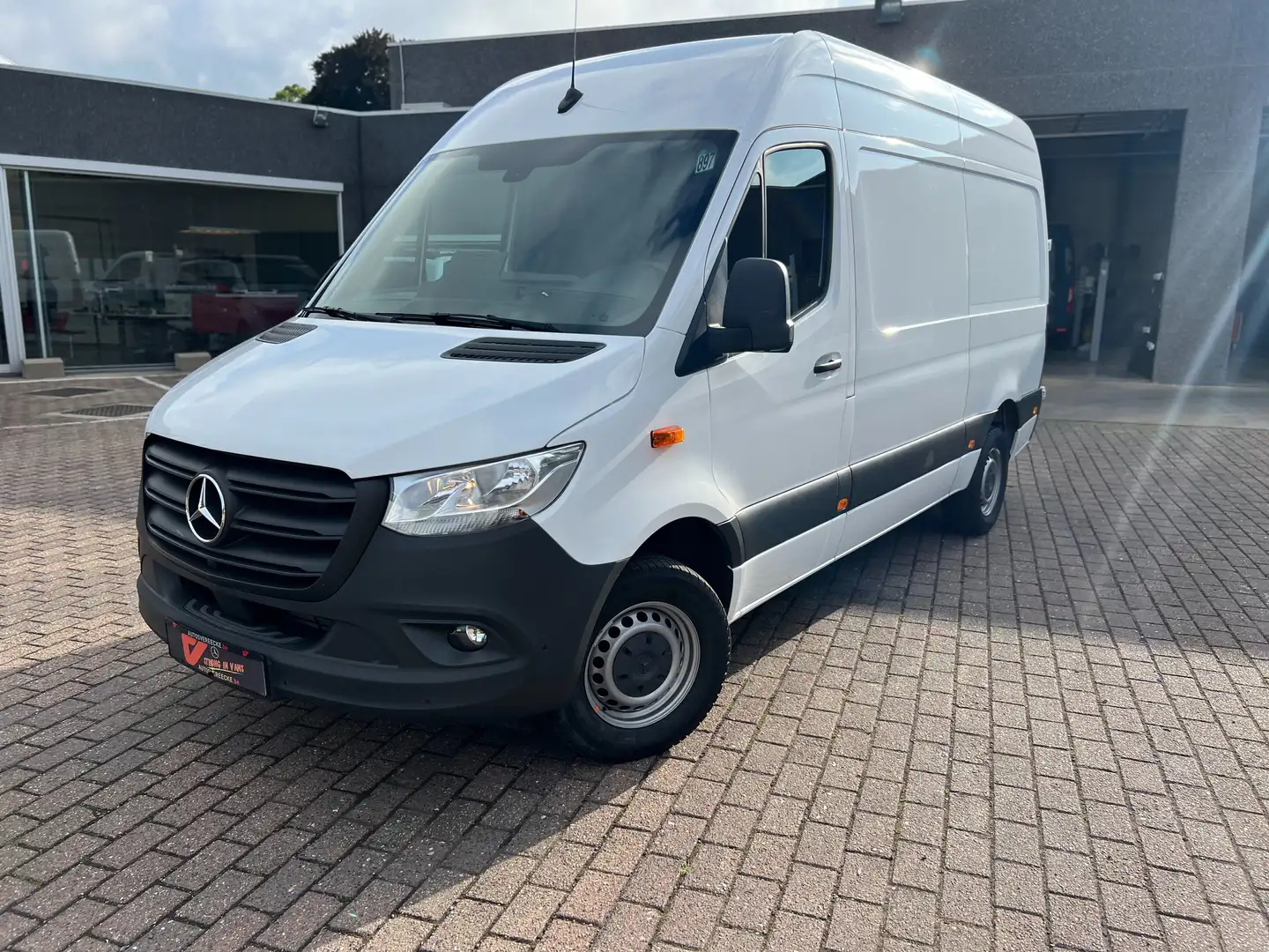 Mercedes-Benz Sprinter 317 L2H2 RWD (33.000€ex) CAMERA|MBUX| SENSOR Wit - 2