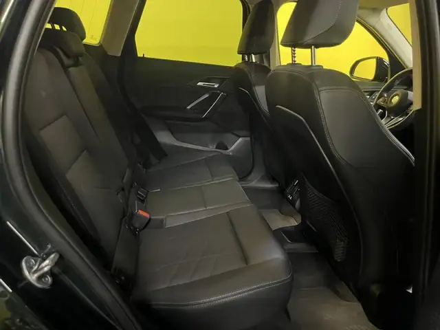 BMW X1 view 5
