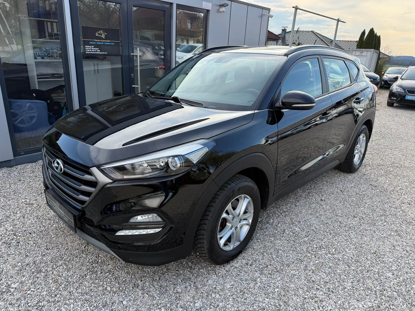 Hyundai TUCSON blue Classic 2WD Schwarz - 1