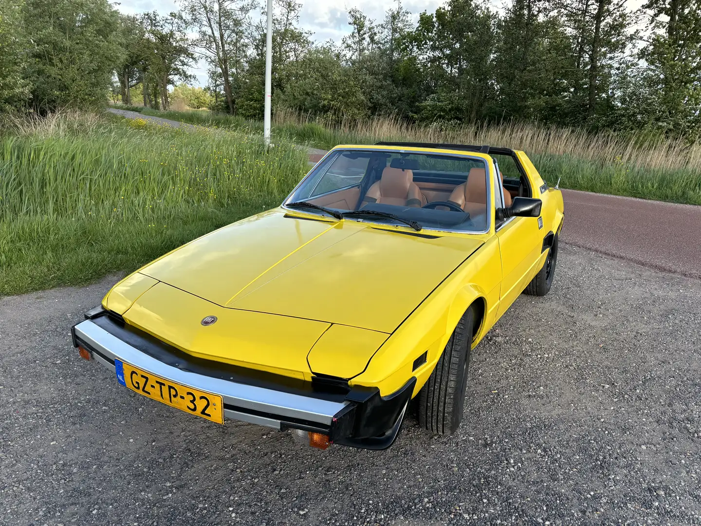 Fiat X 1/9 X 1/9 Sport 1500 Amarillo - 1