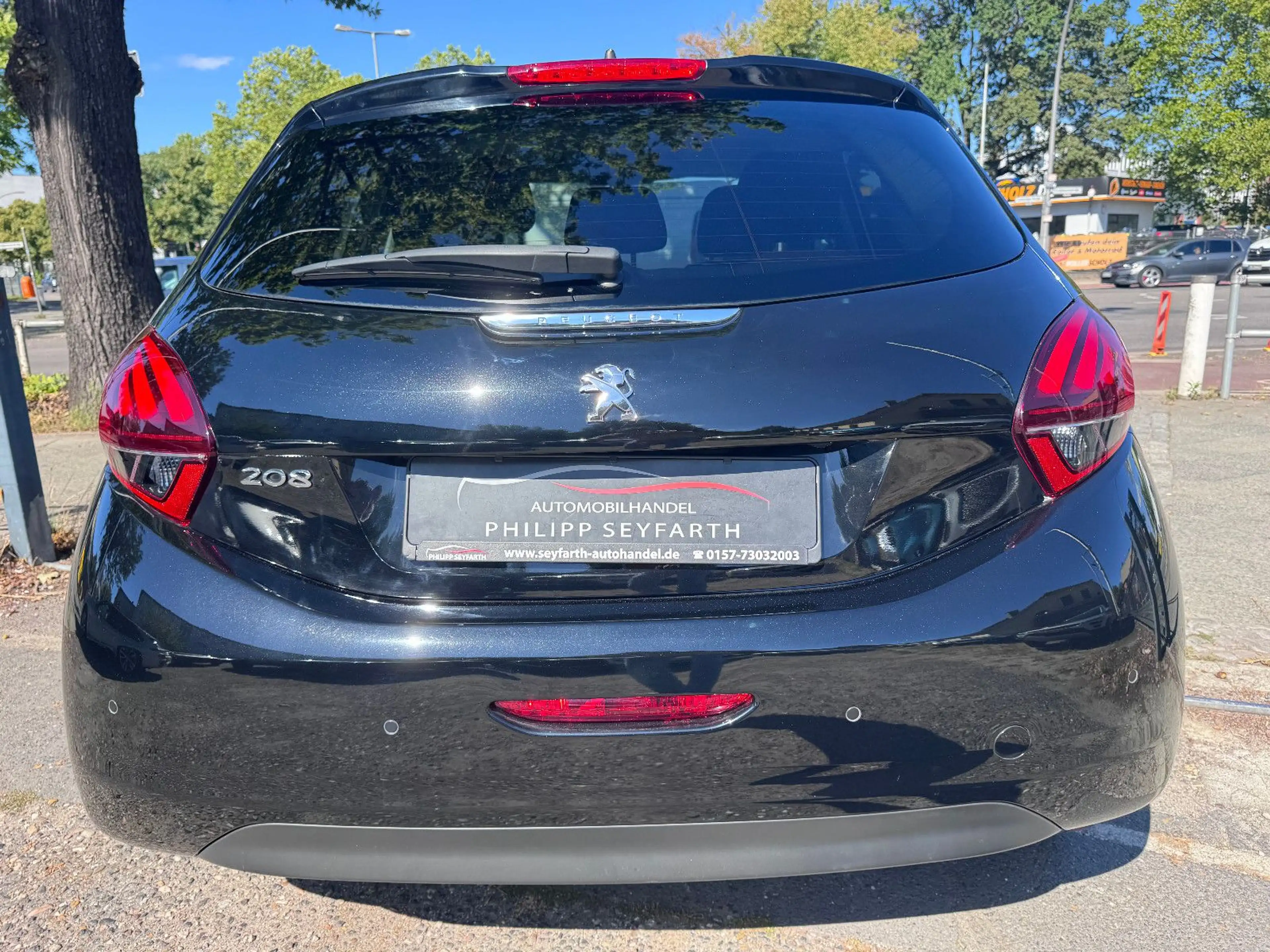 Peugeot 208 Signature*PDC*SHZG*TÜV NEU* — photo 6