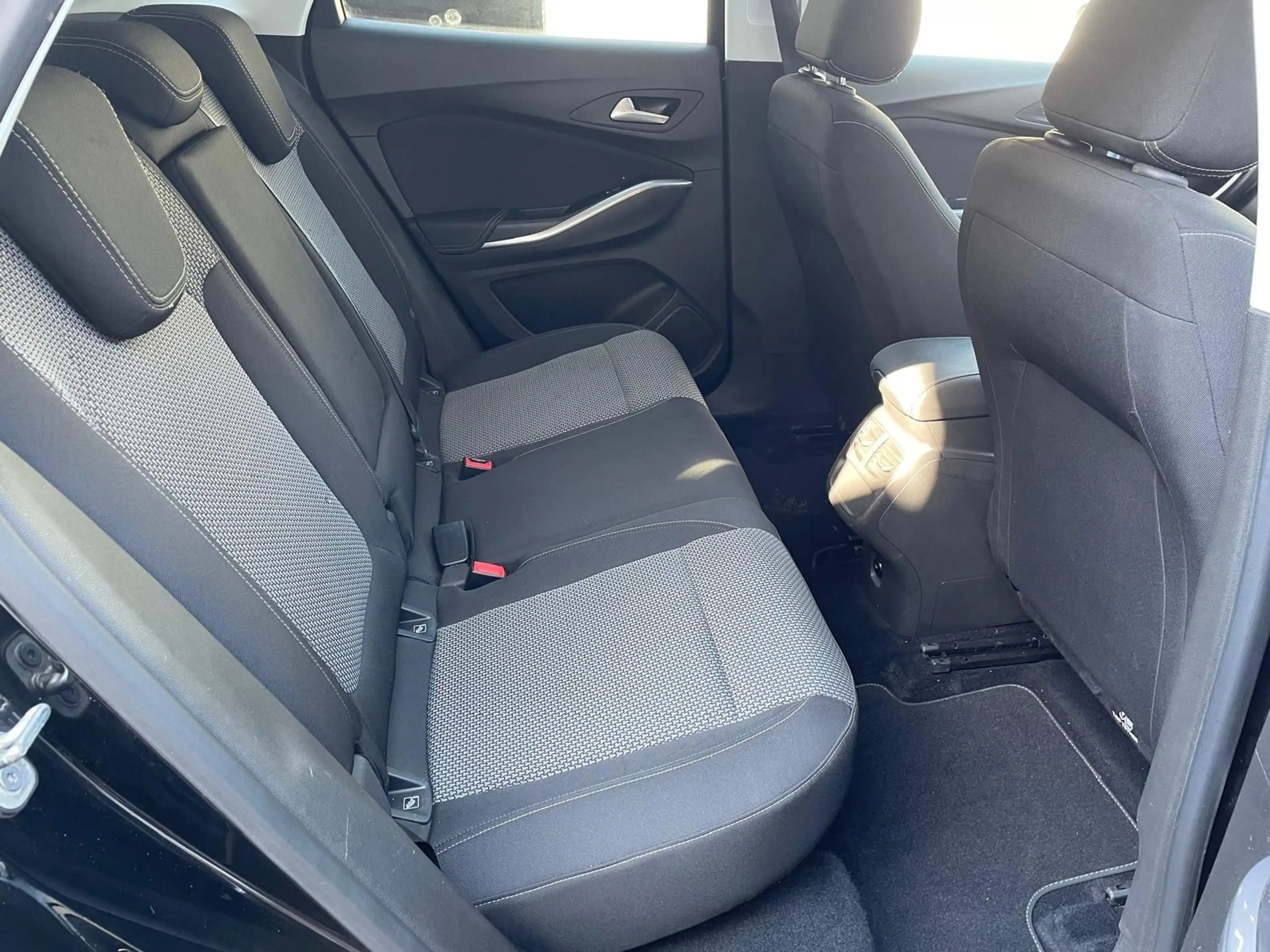 Opel Grandland X 2.Hand*LED*Kamera*AHK — photo 16