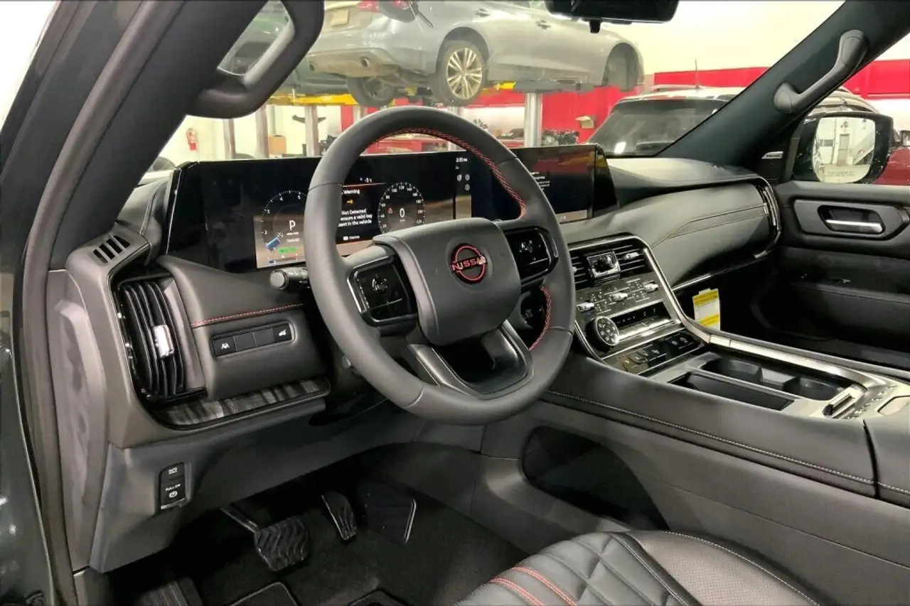 Nissan Armada снимка Nissan Armada