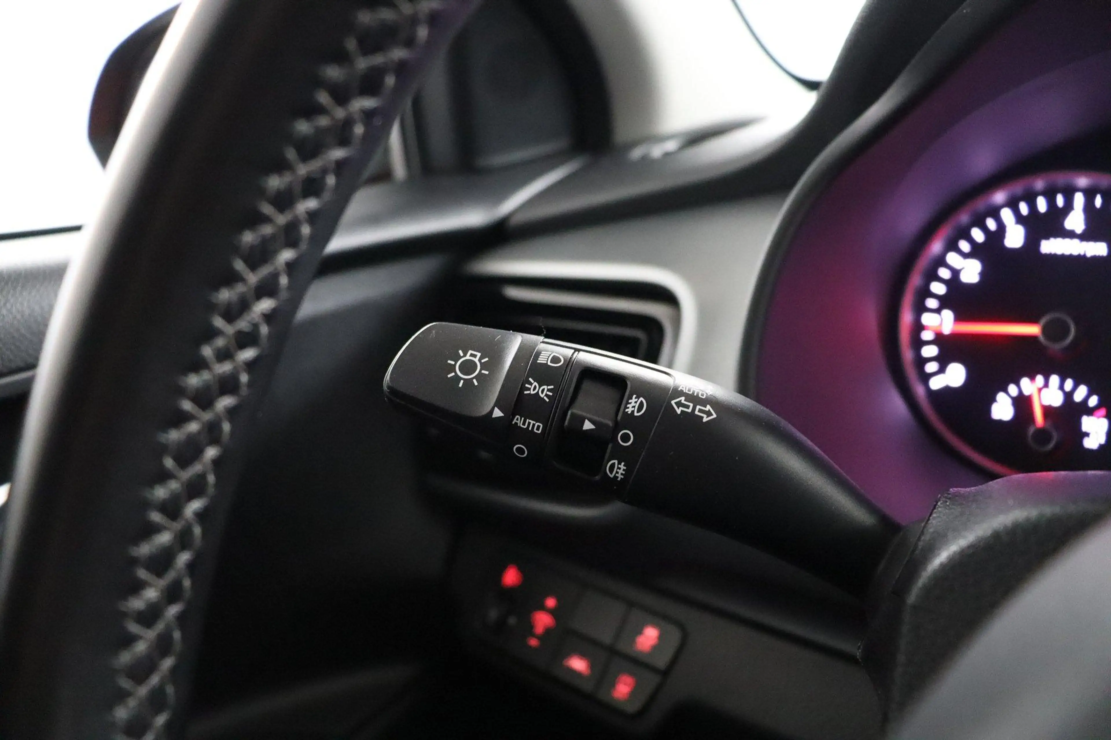 Kia Stonic 1.0 T-GDi DynamicLine |NAP|Automaat|Camera|Stoelve — photo 26