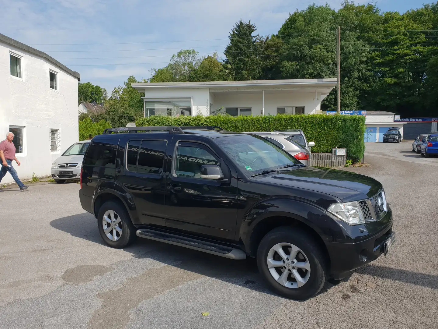 Nissan Pathfinder 2.5 dCi AUTOMATIK LEDER NAVI XENON AHK BOSE 7S. Noir - 2