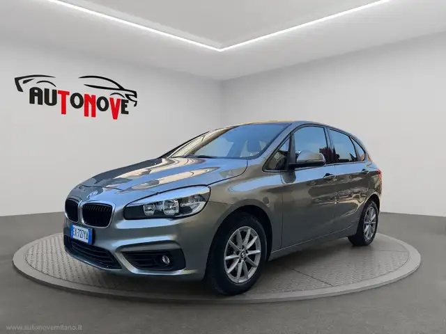 BMW 218