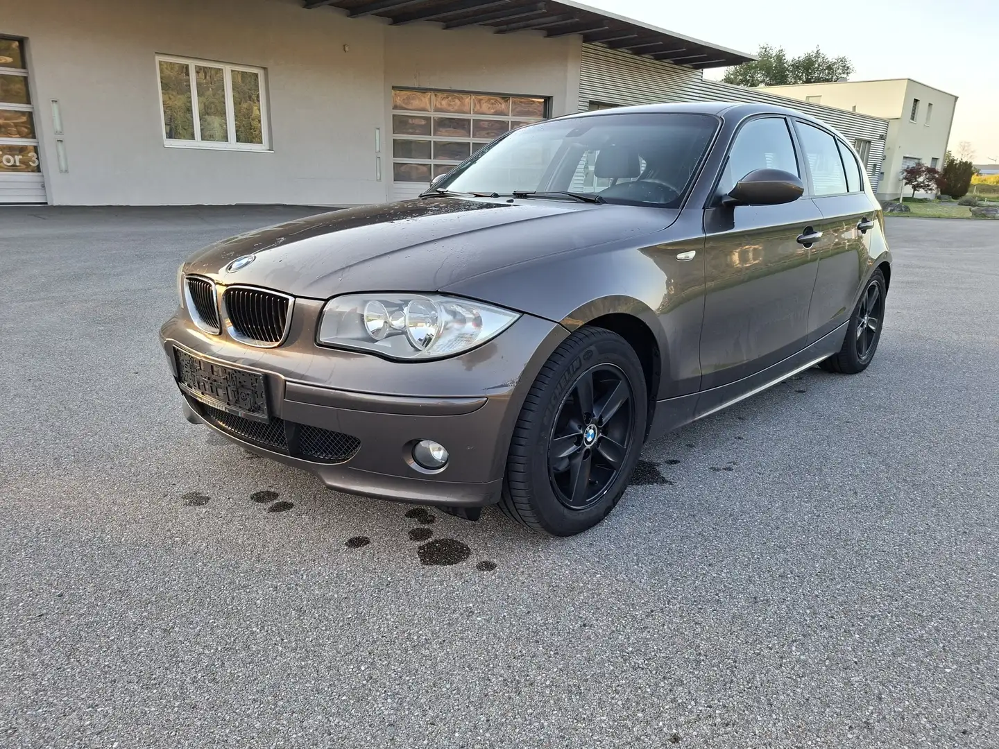 BMW 118 118d Österreich-Paket - 1