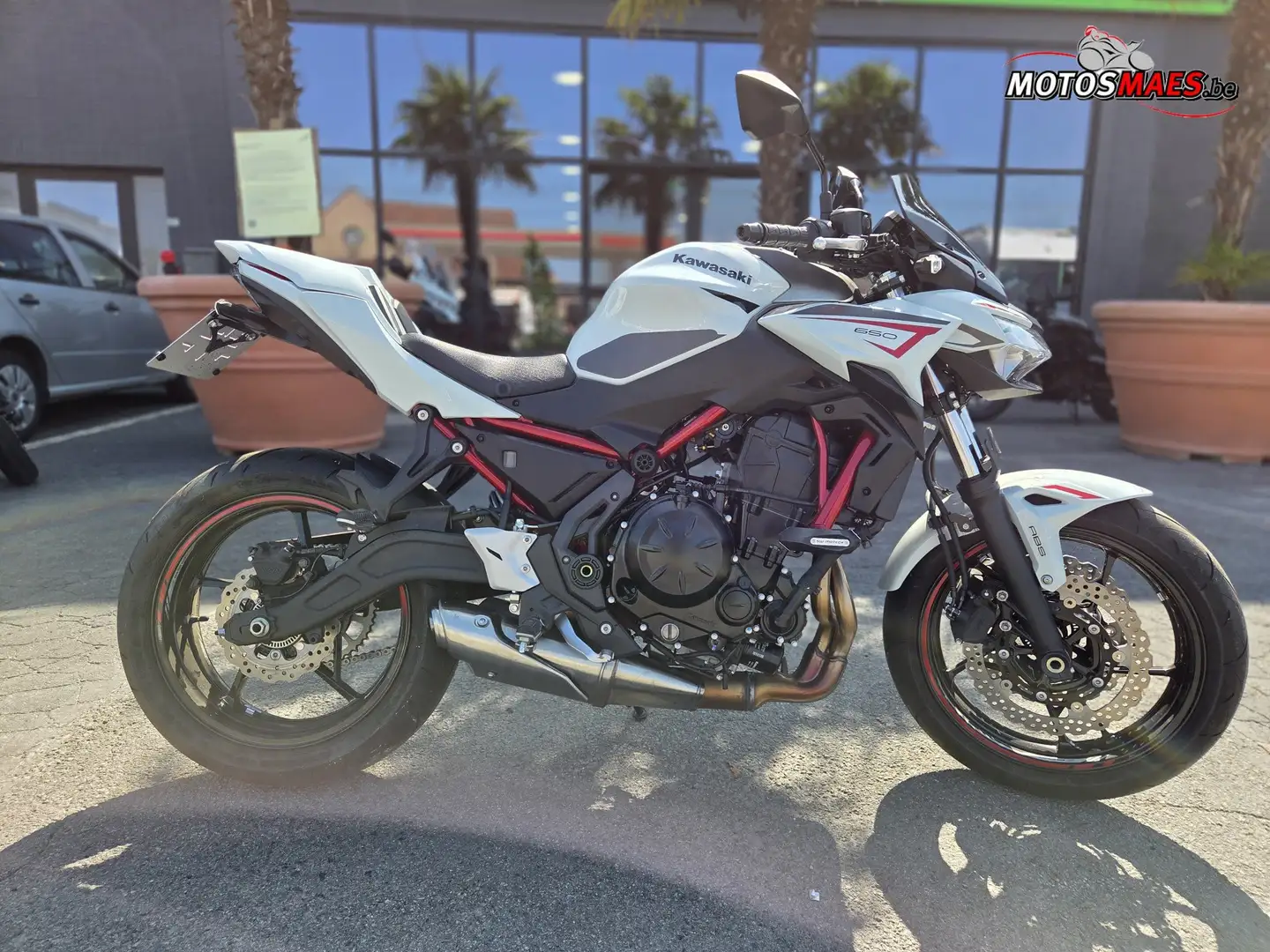 Kawasaki Z 650 Blanc - 1