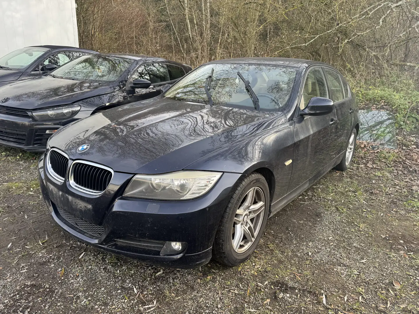 BMW 318 318d DPF Aut. Bleu - 1