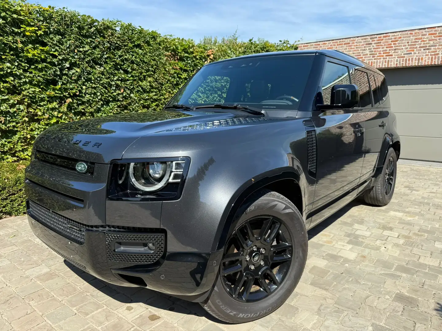 Land Rover Defender Defender 110 D200 X-Dynamic SE Szary - 1