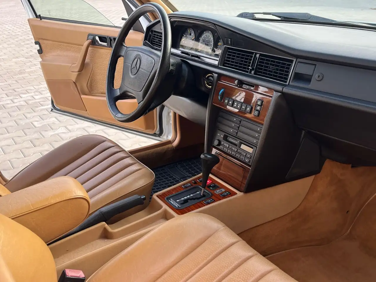 Mercedes-Benz 190 W201 190E 2.6 Automatik, Klima, SD, rostfrei!, foto 10