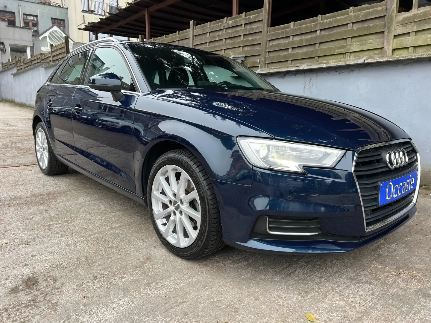 Audi A3 A3 Sportback 30 TFSI Design S tronic (EU6d-TEMP) Bleu - 1