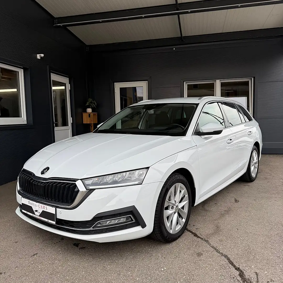 Skoda Octavia Combi 2,0 TDI Style DSG Weiß - 1