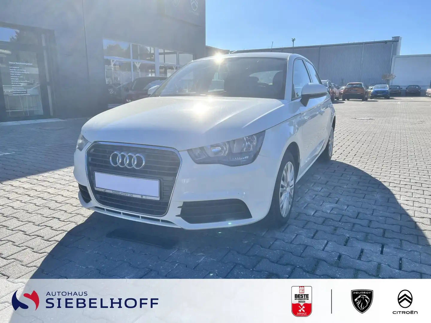 Audi A1 Sportback 1.2 TFSI Attraction - 2
