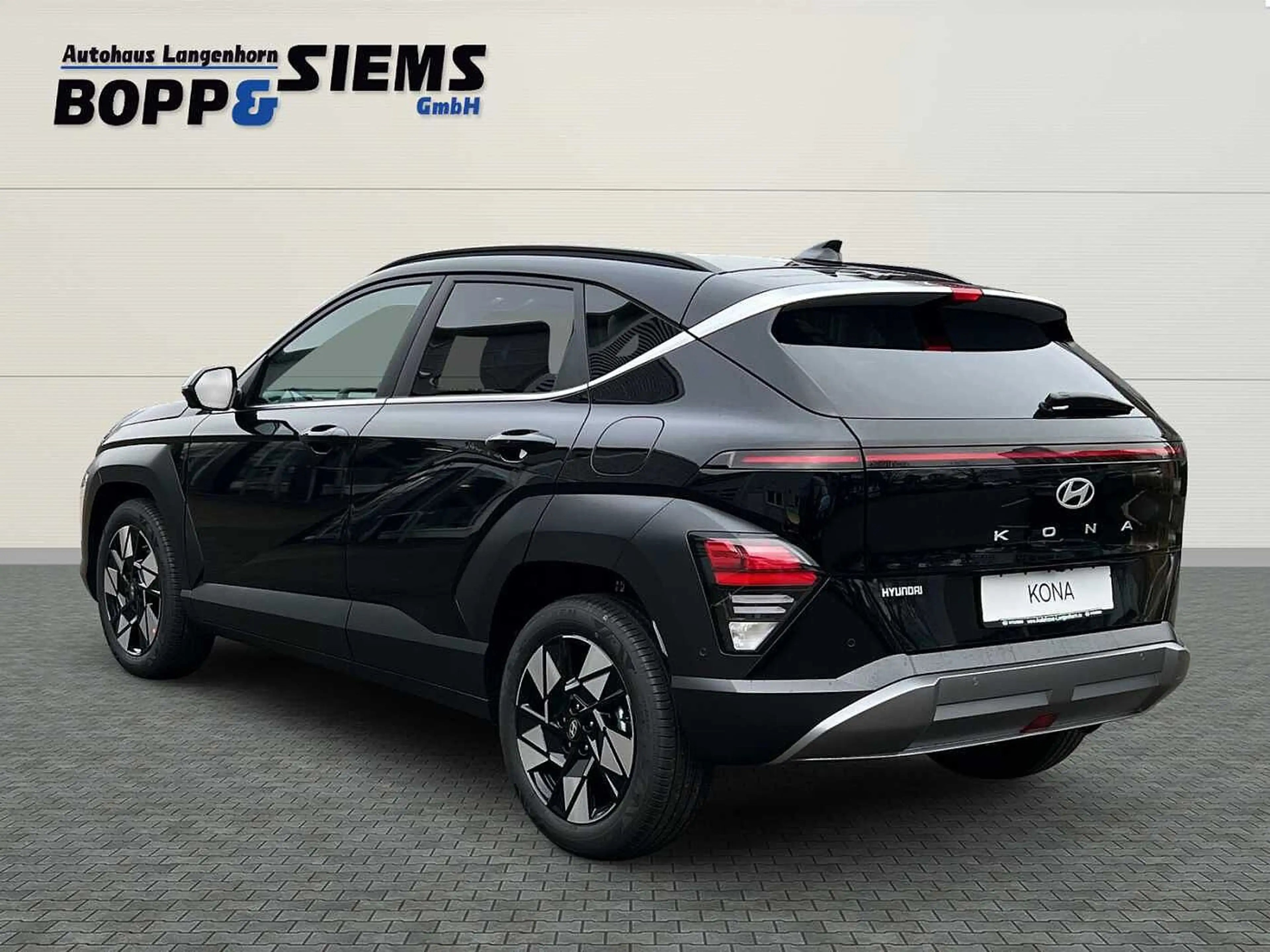 Hyundai KONA 1.6 T-GDI DCT Prime 'Glasdach,Bose' — photo 3