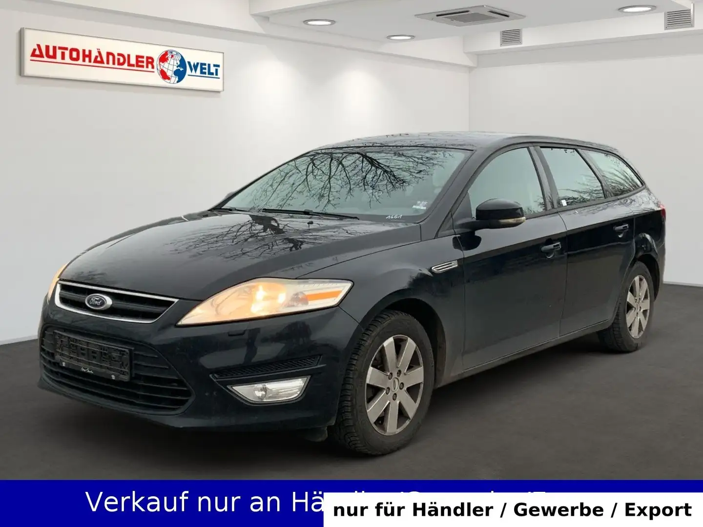 Ford Mondeo 2.0 TDCI Turnier Automatik Schwarz - 1