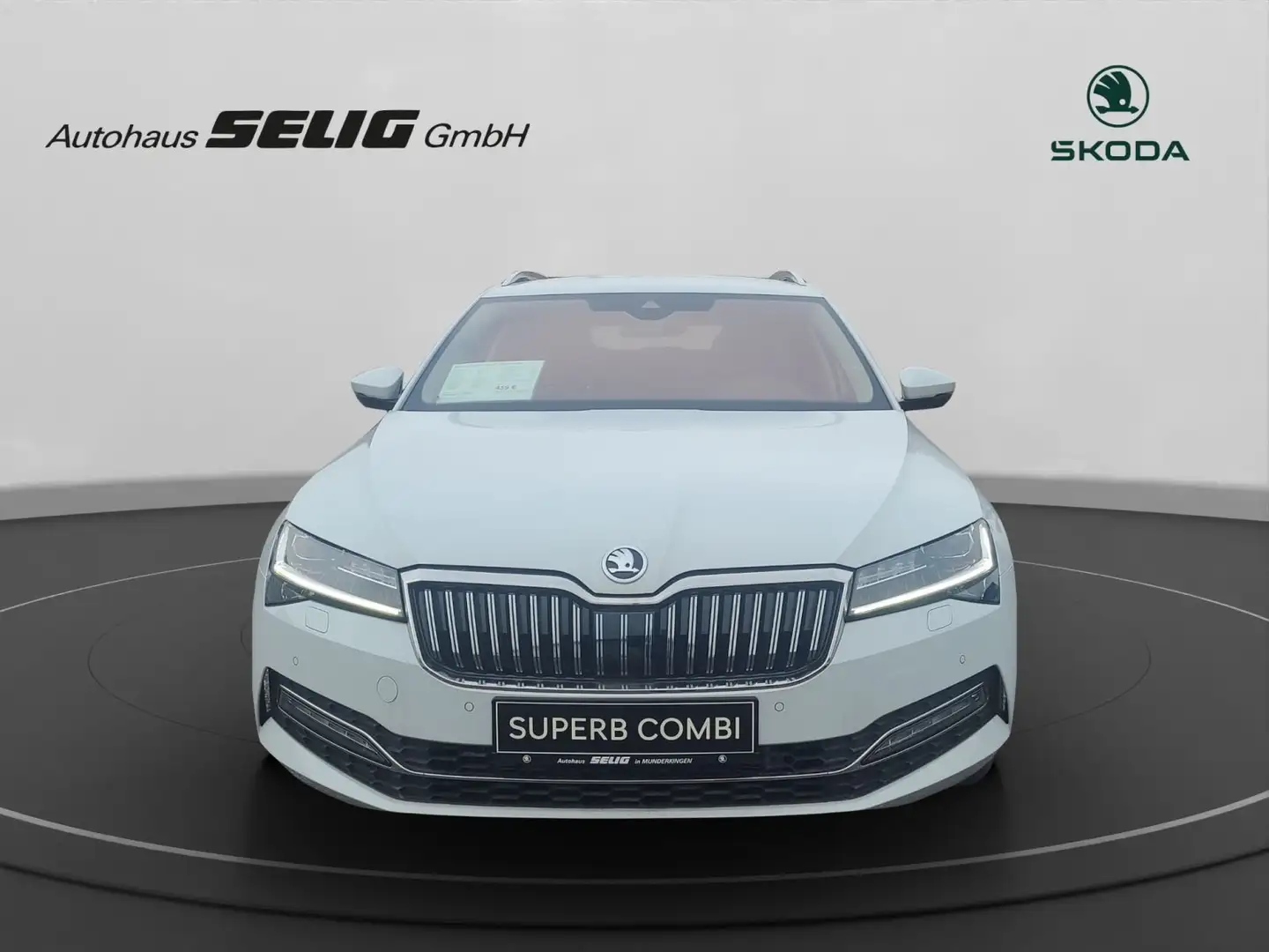Skoda Superb Combi Style 2,0 TDI DSG Weiß - 2