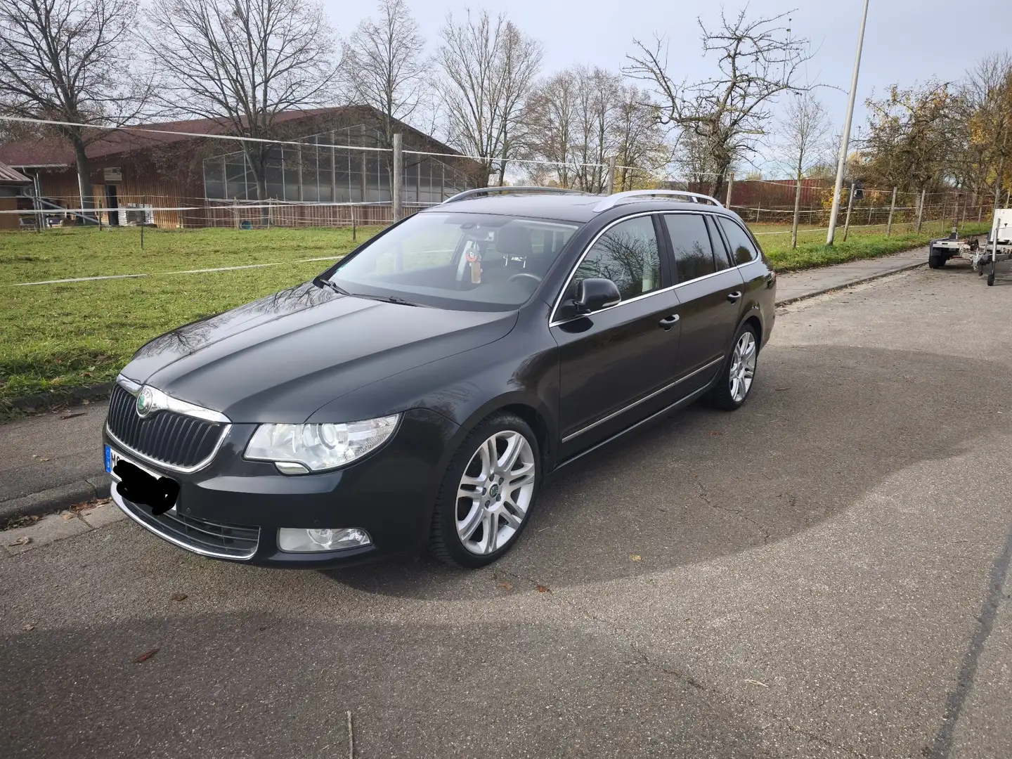 Skoda Superb Combi 2.0 TDI Elegance - 1