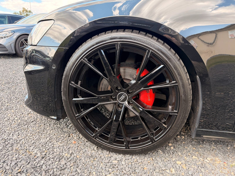 Audi A6 Avant 40 TDI S line sport — photo 10