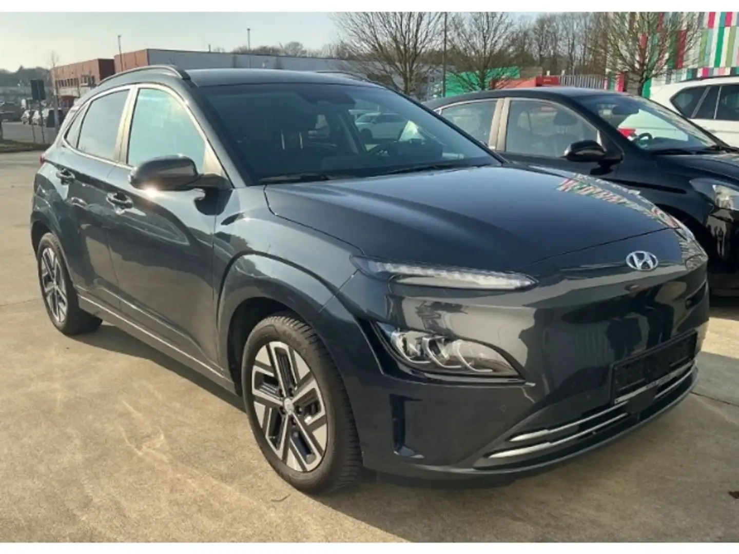 Hyundai KONA Trend Elektro 2WD Navigations-Paket Mica-Lackierun Schwarz - 2