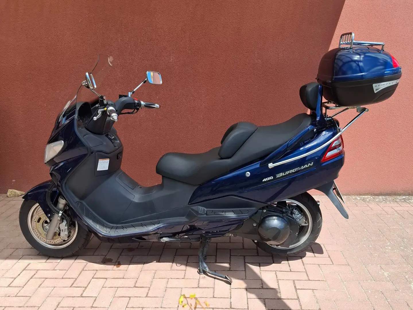 Suzuki Burgman 400 plava - 1