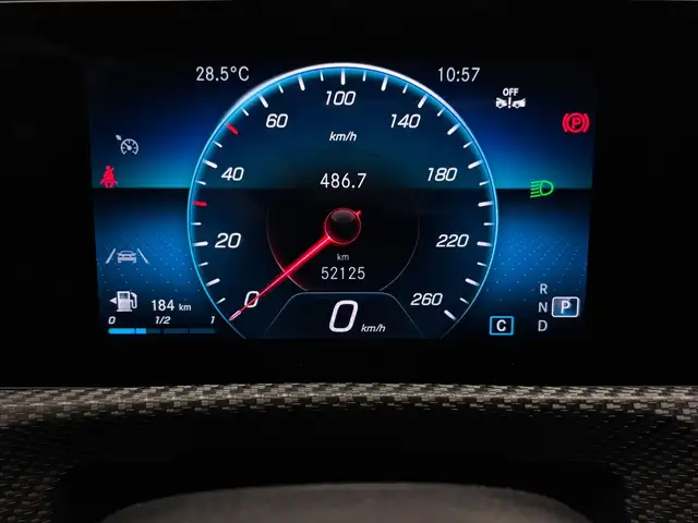 Mercedes-Benz Cla view 11
