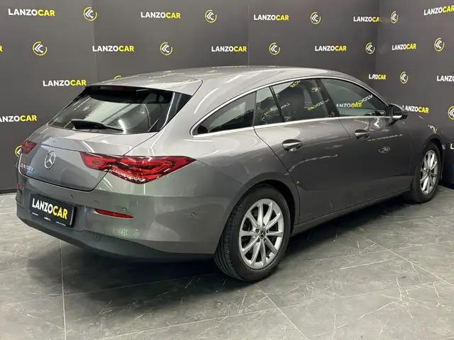 Mercedes-Benz Cla view 4