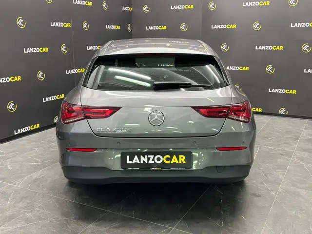 Mercedes-Benz Cla view 5