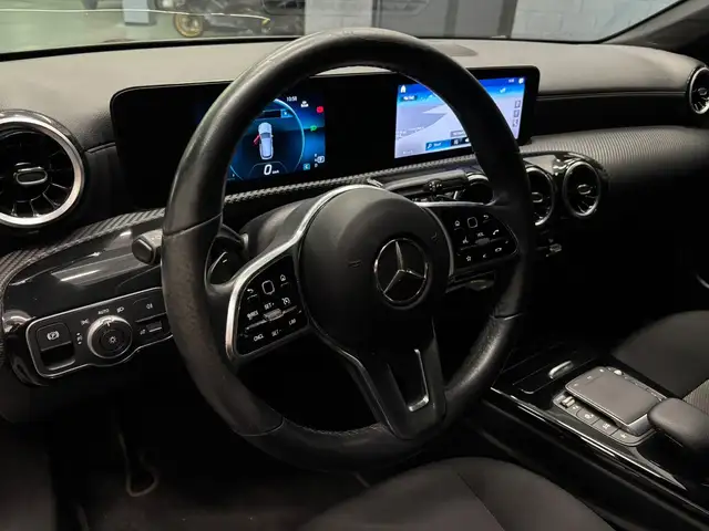 Mercedes-Benz Cla view 8