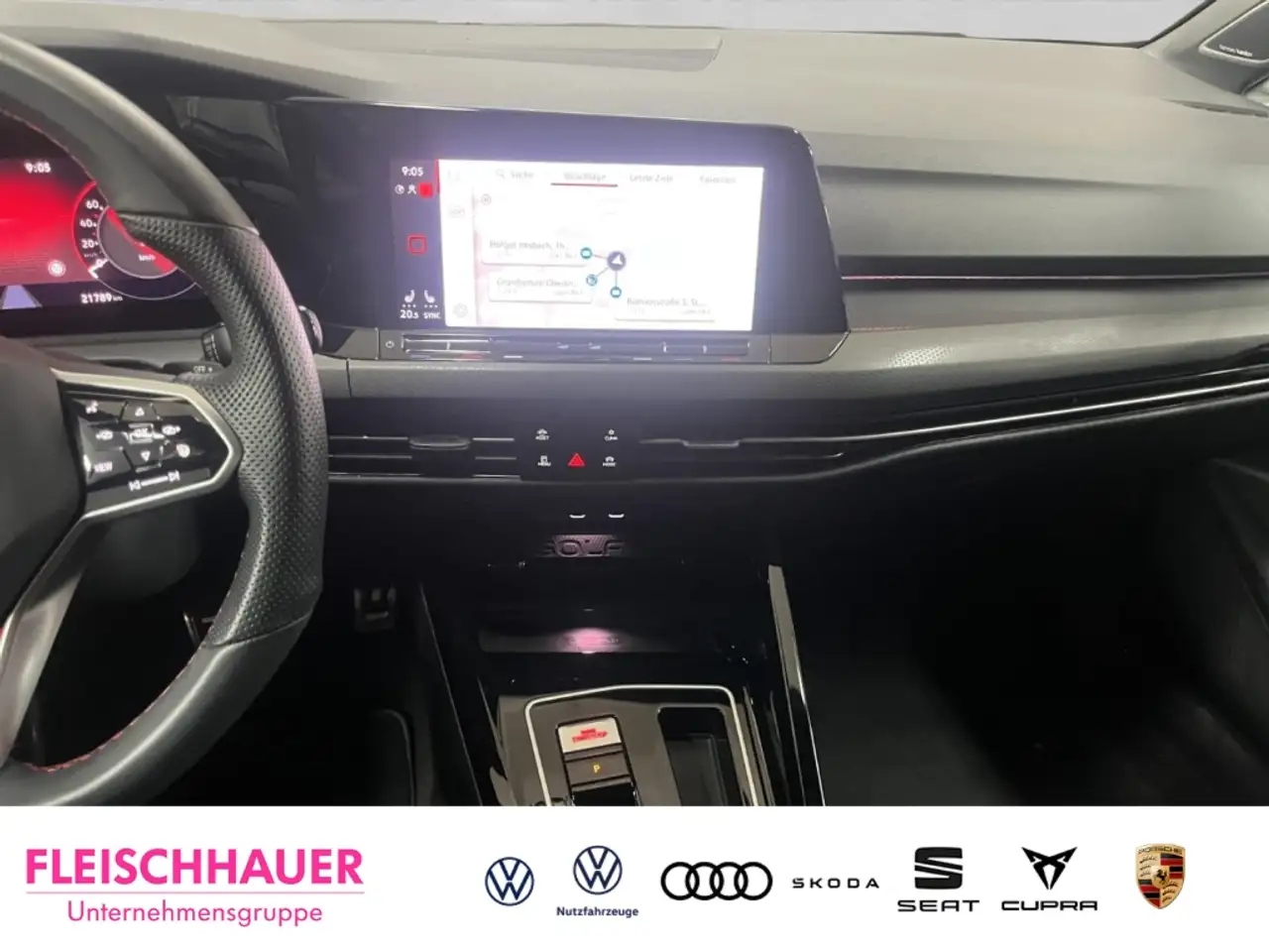 Volkswagen Golf GTI VIII 2.0 TSI Bklack Style Navi-Premium H/K 12