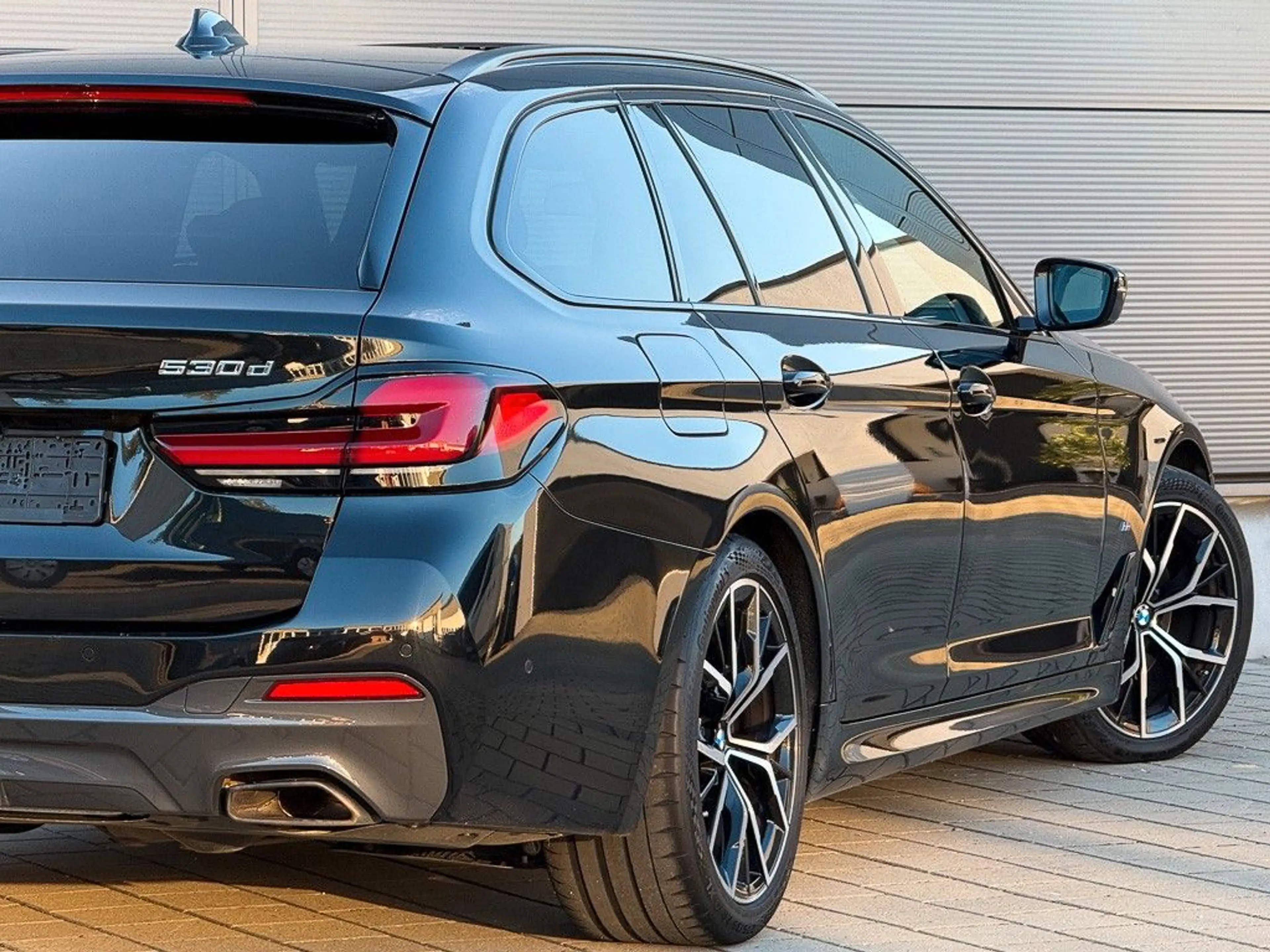 BMW 530 d Tour. xDrive M Sport*AHK*ACC*Pano*HUD*H/K — photo 15