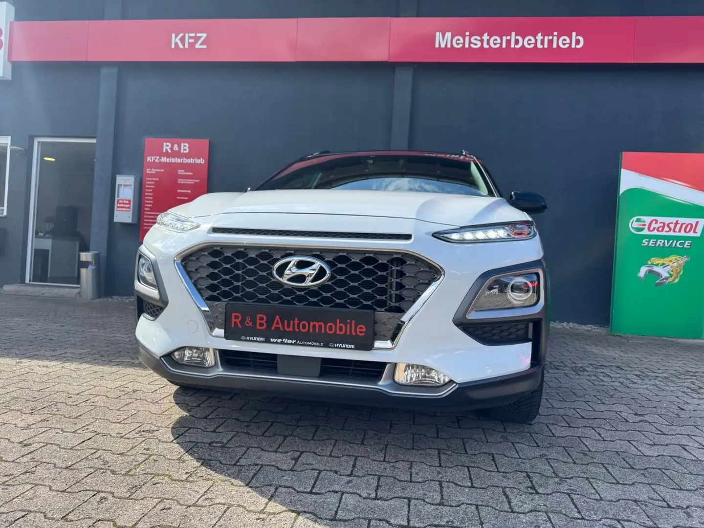 Hyundai KONA Style 4x4WD*1.6 T-GDI*Automatik*Led*RFK*Nav Blanc - 2