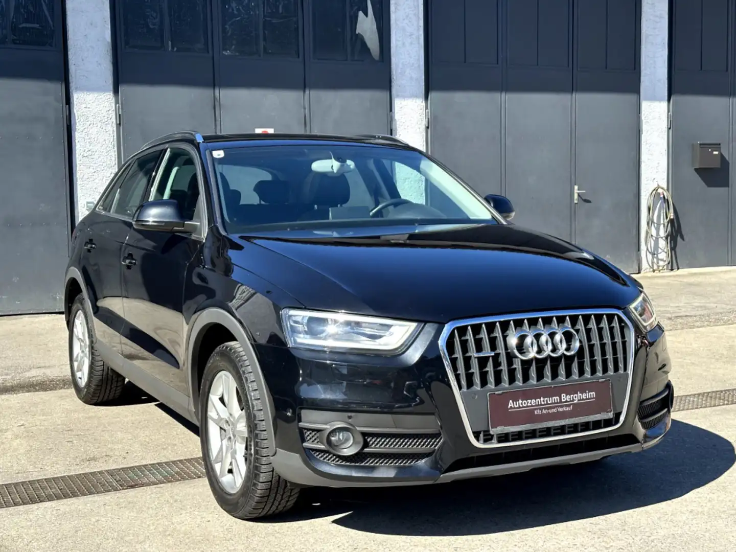 Audi Q3 2.0 TDI quattro Negro - 1