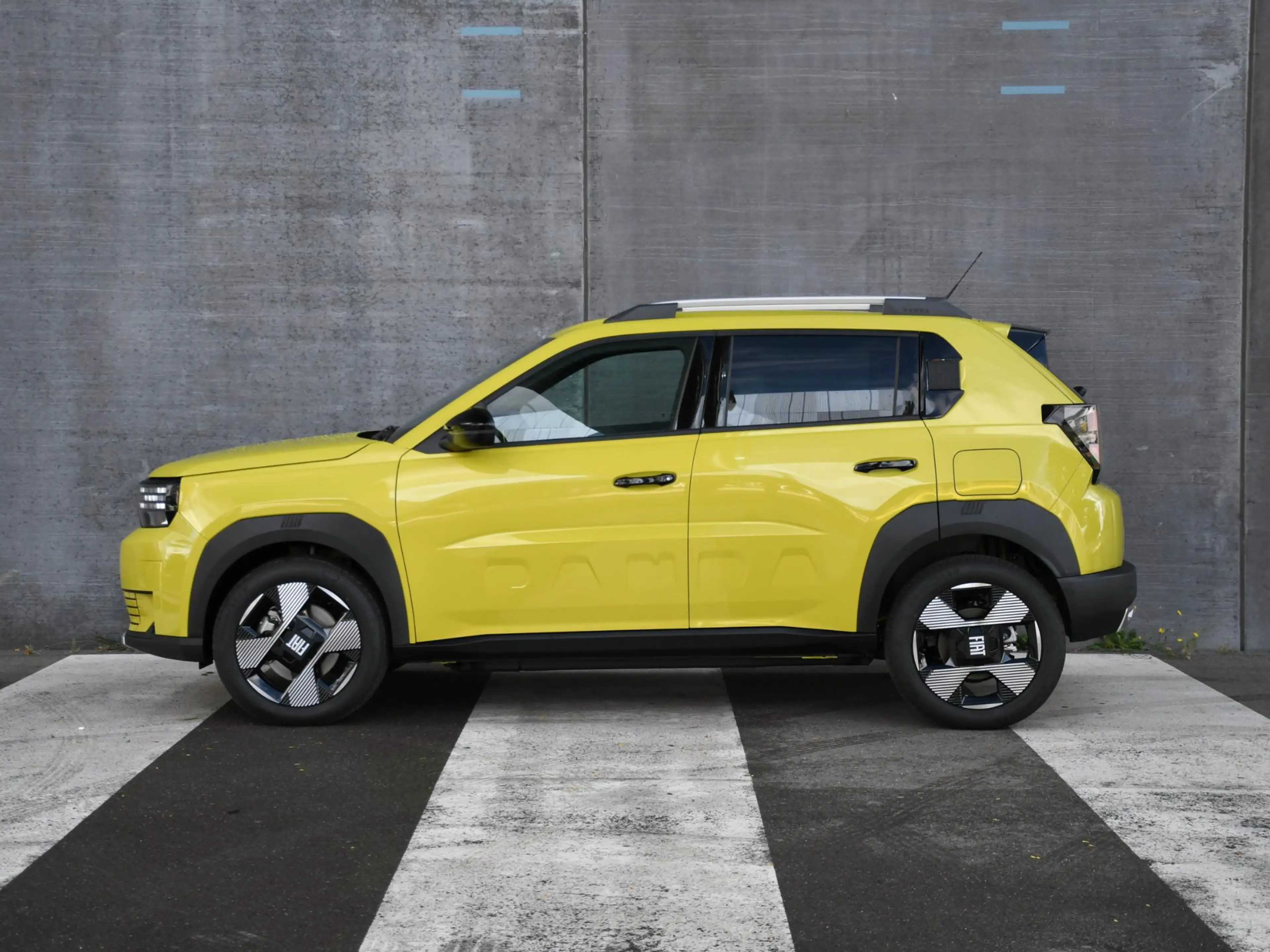Fiat Grande Panda La Prima 44kWh 118pk Automaat STOEl/STUURVERWARMIN — photo 3