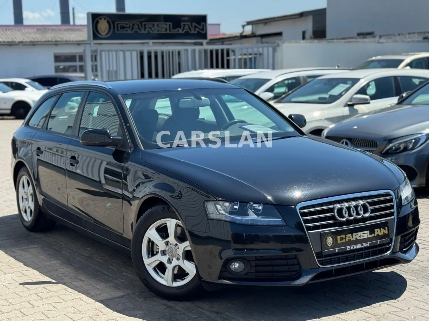 Audi A4 Avant 2.0 TDI ATTRACTION 1.HAND+ALCANTARA+PDC Schwarz - 1