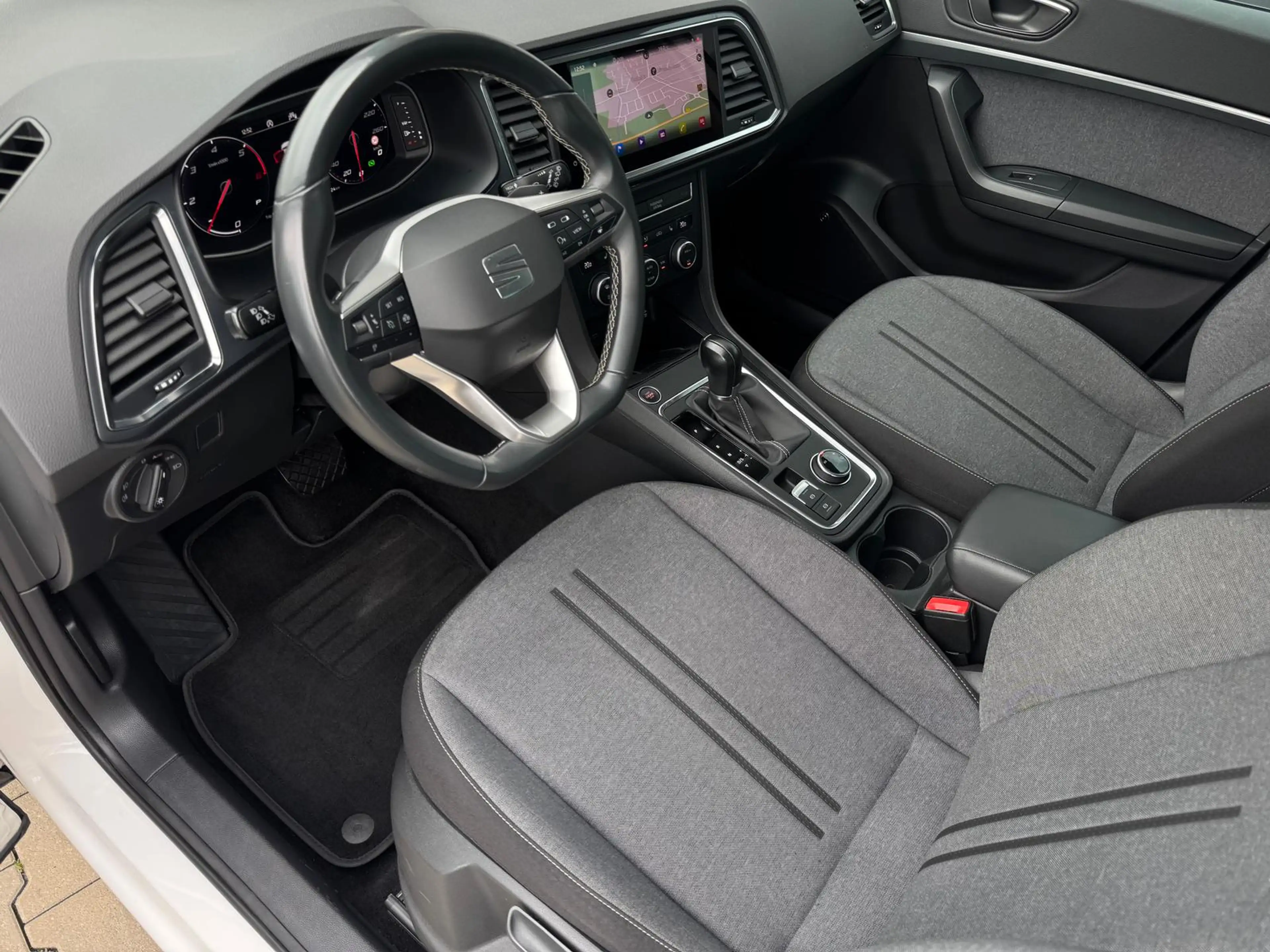 SEAT Ateca Style 2.0 TDI/DSG/LED/AHK/VIRTUAL/ACC/ — photo 7