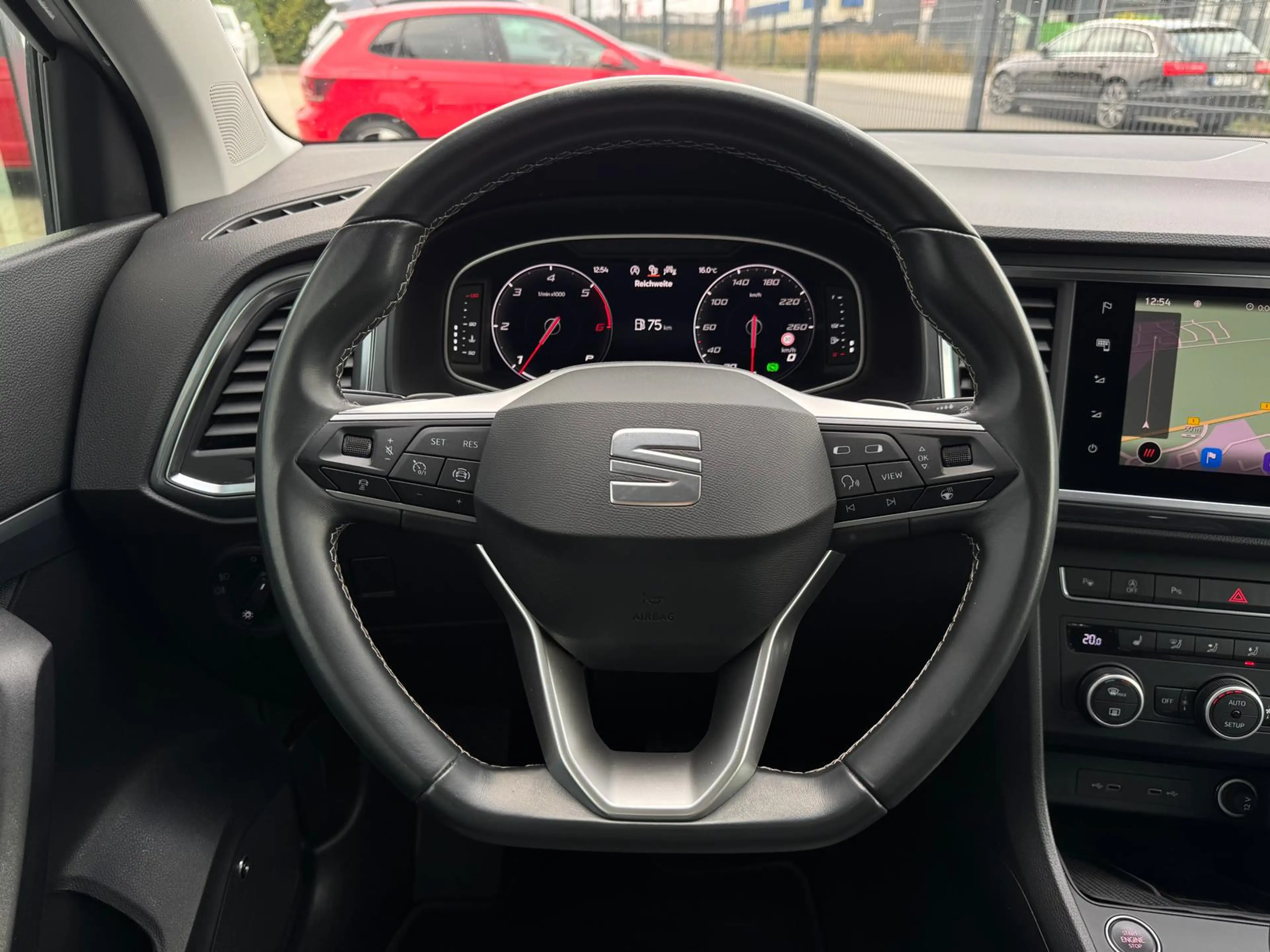 SEAT Ateca Style 2.0 TDI/DSG/LED/AHK/VIRTUAL/ACC/ — photo 11
