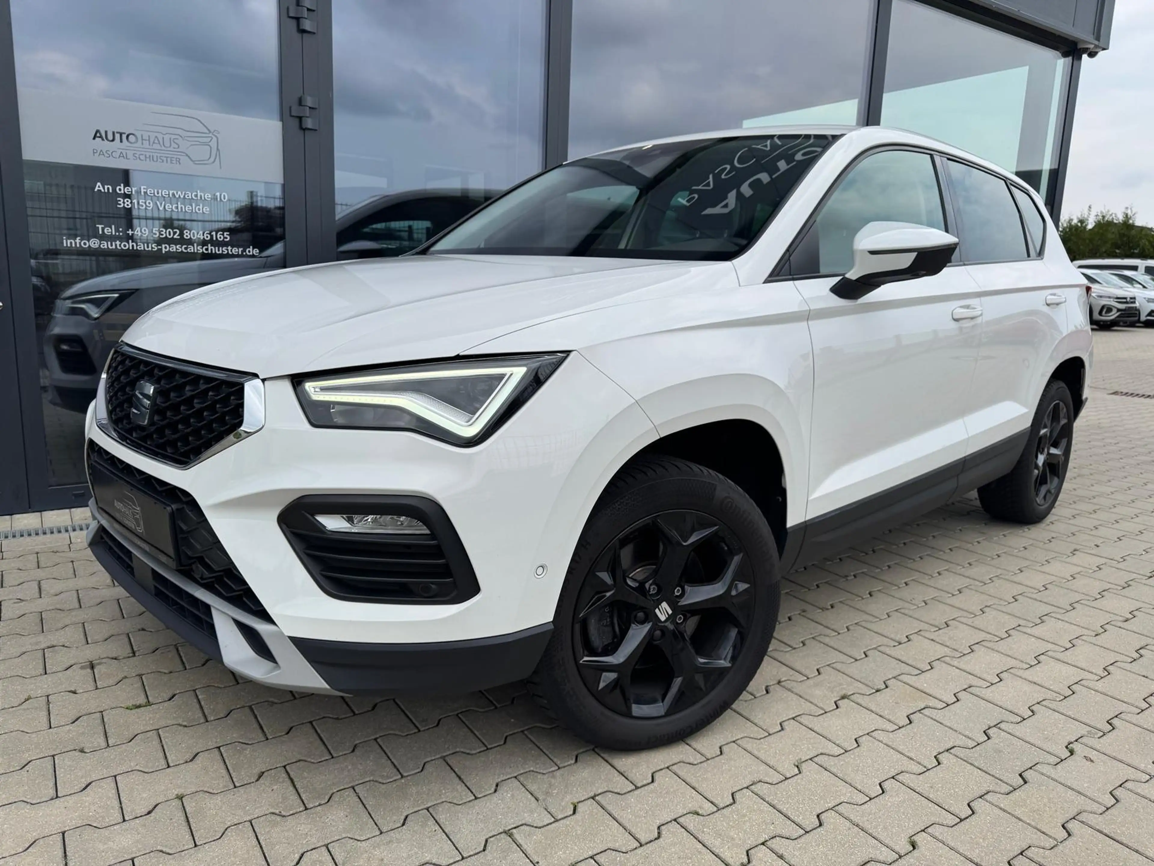SEAT Ateca Style 2.0 TDI/DSG/LED/AHK/VIRTUAL/ACC/ — photo 2