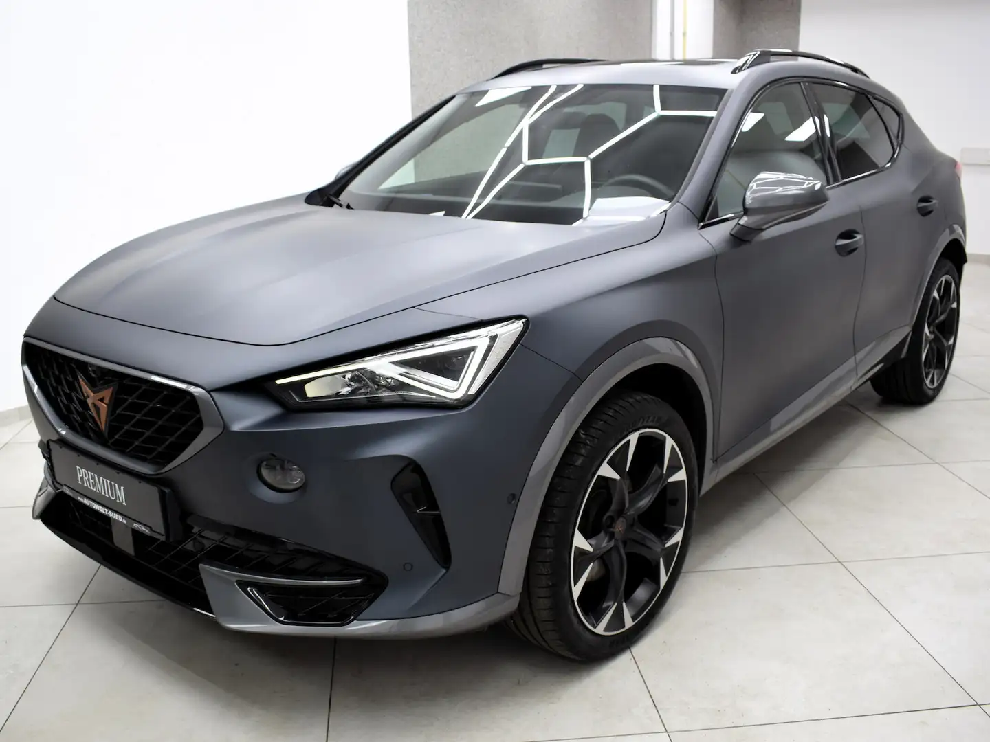 CUPRA Formentor 2.0 TDI 4Drive MATT Pano ACC AHK Beats 2xSpur Grau - 2